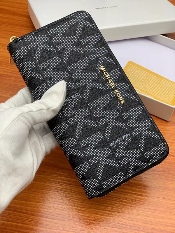 超激安ブランド財布偽物背面デザイン